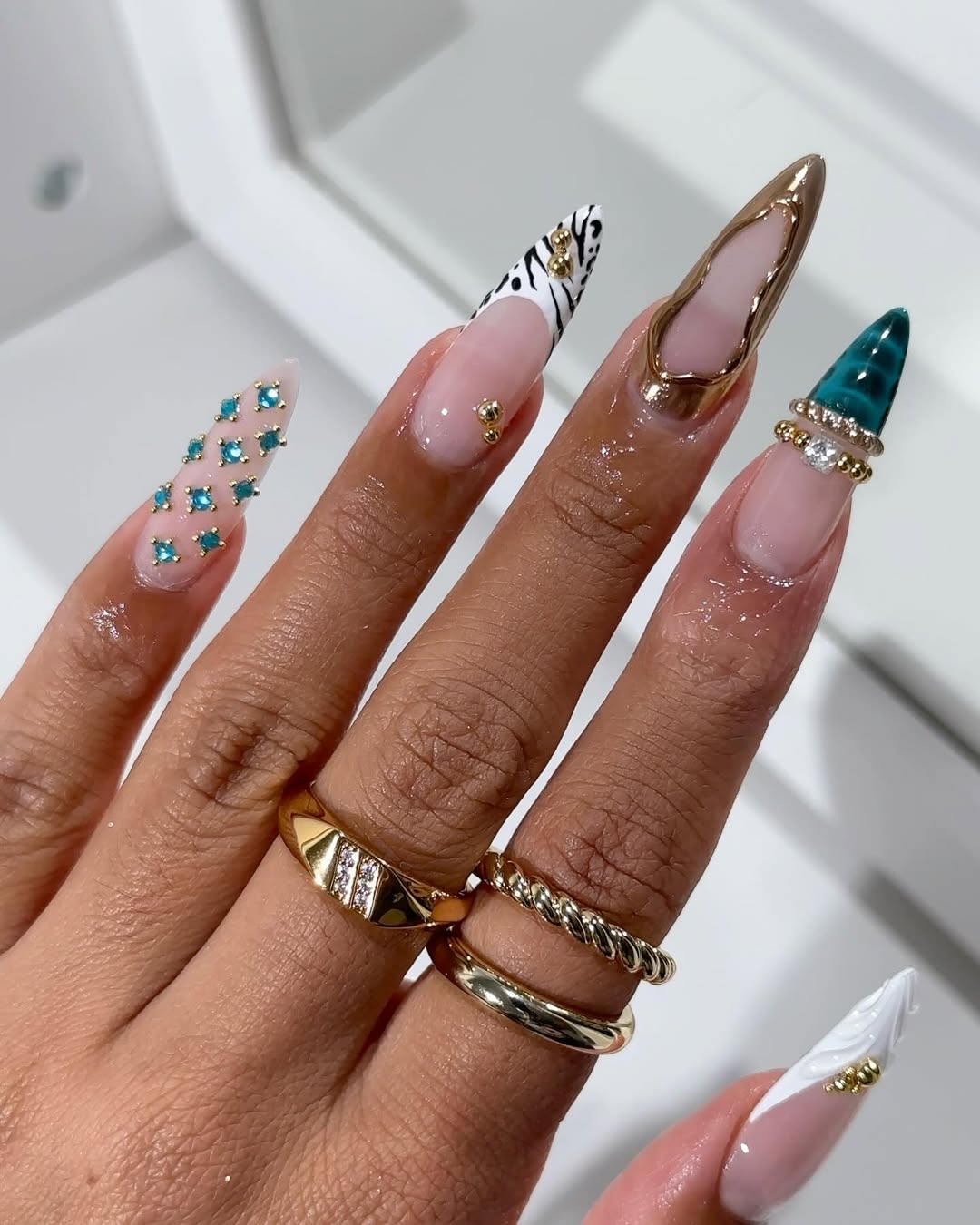 Aqua Luxe