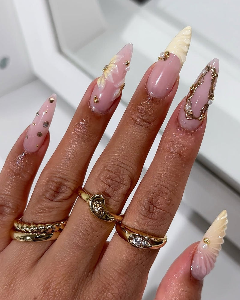 Soft Gold Garden